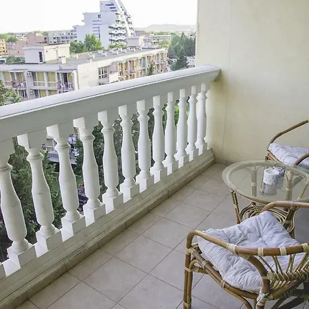 Apartment Private In Planet Hotel, Sunny Center By Flаt Manаger Sunny Beach